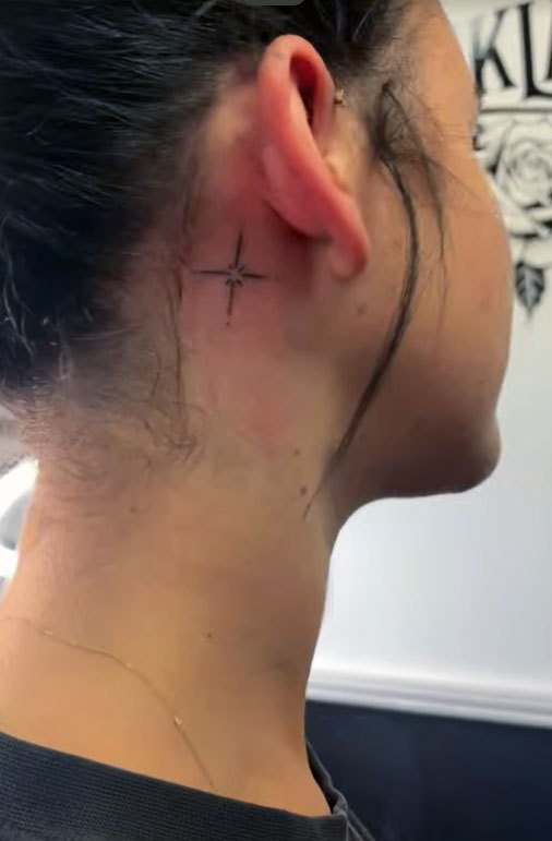 Neck Ear